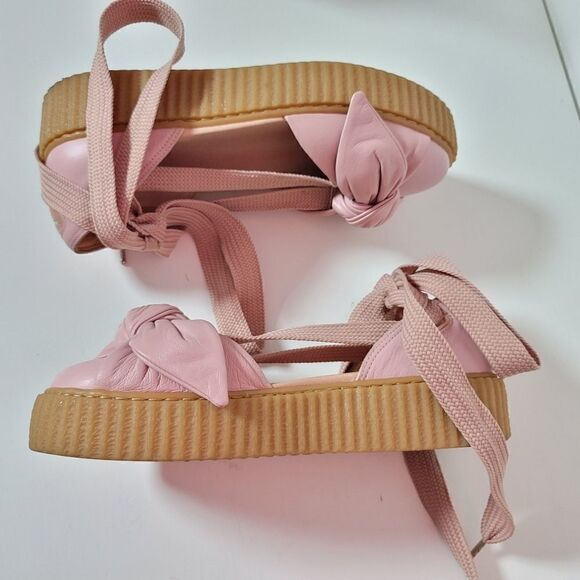Rihanna's  Fenty X puma bow creeper sandal - Picture 12 of 14